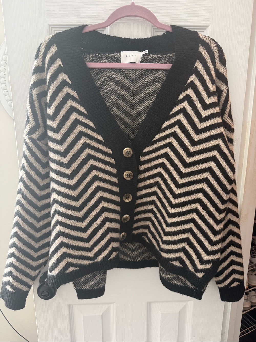 Black & Cream Chevron Knit Cardigan